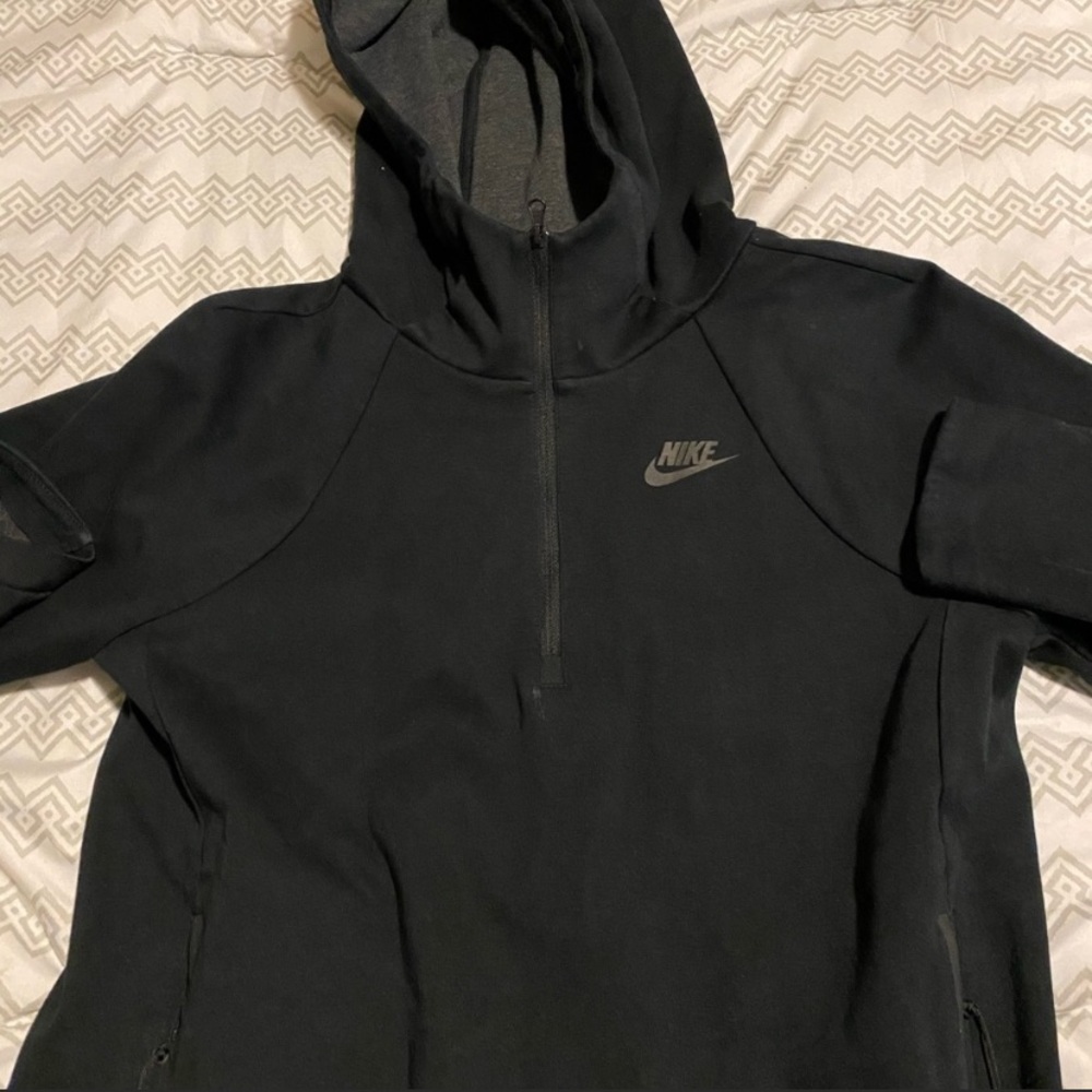 Nike rain proof jacket